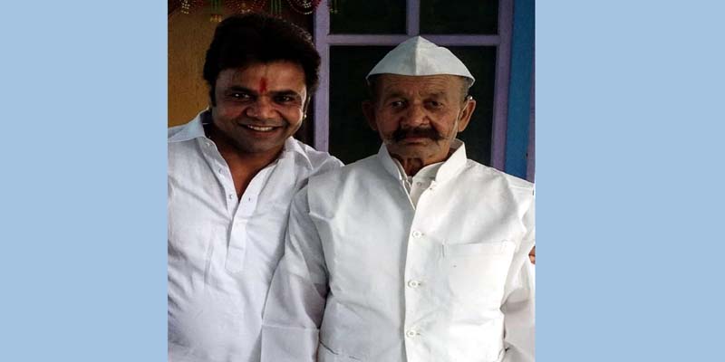 Film actor Rajpal Yadav's father Naurang Yadav passes away