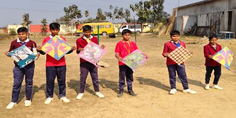 The festival of Basant Panchami was celebrated with great enthusiasm at Silver City Academy Kotwara Gola.