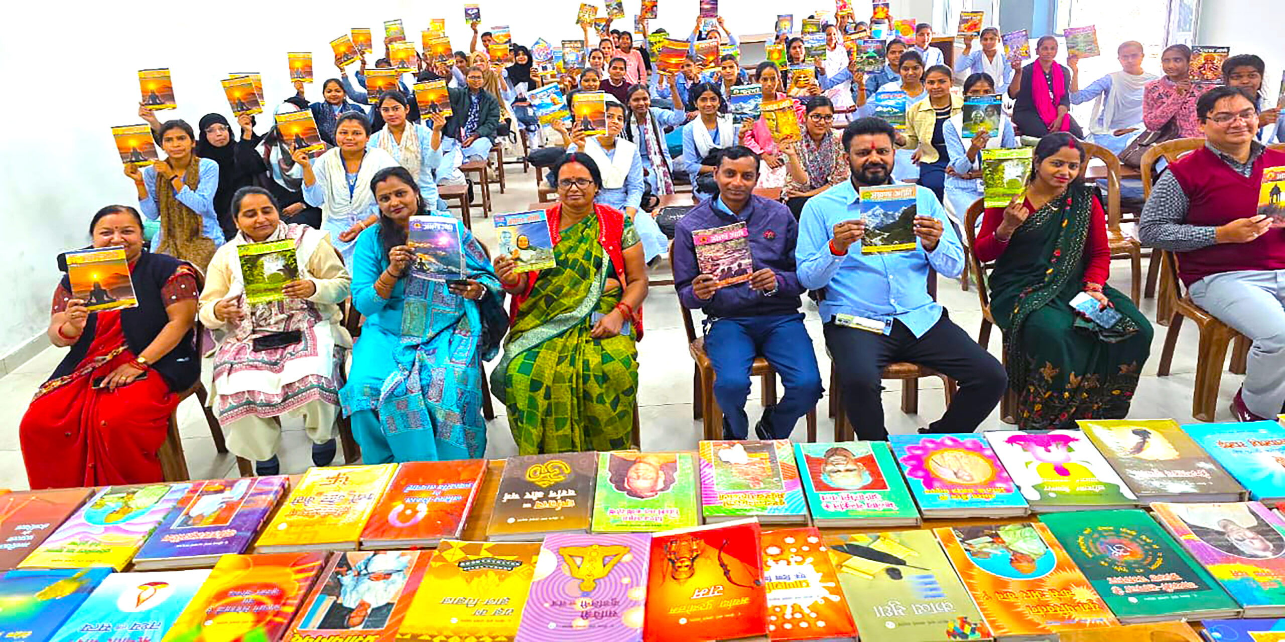 Spiritual knowledge yagya of Gayatri family, Rishi Vanmay installed in college library