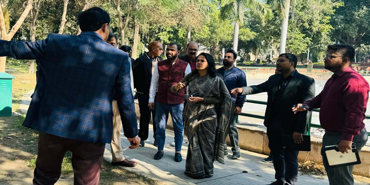 Divisional Commissioner Dr. Roshan Jacob inspected Lohia Park and Green Corridor