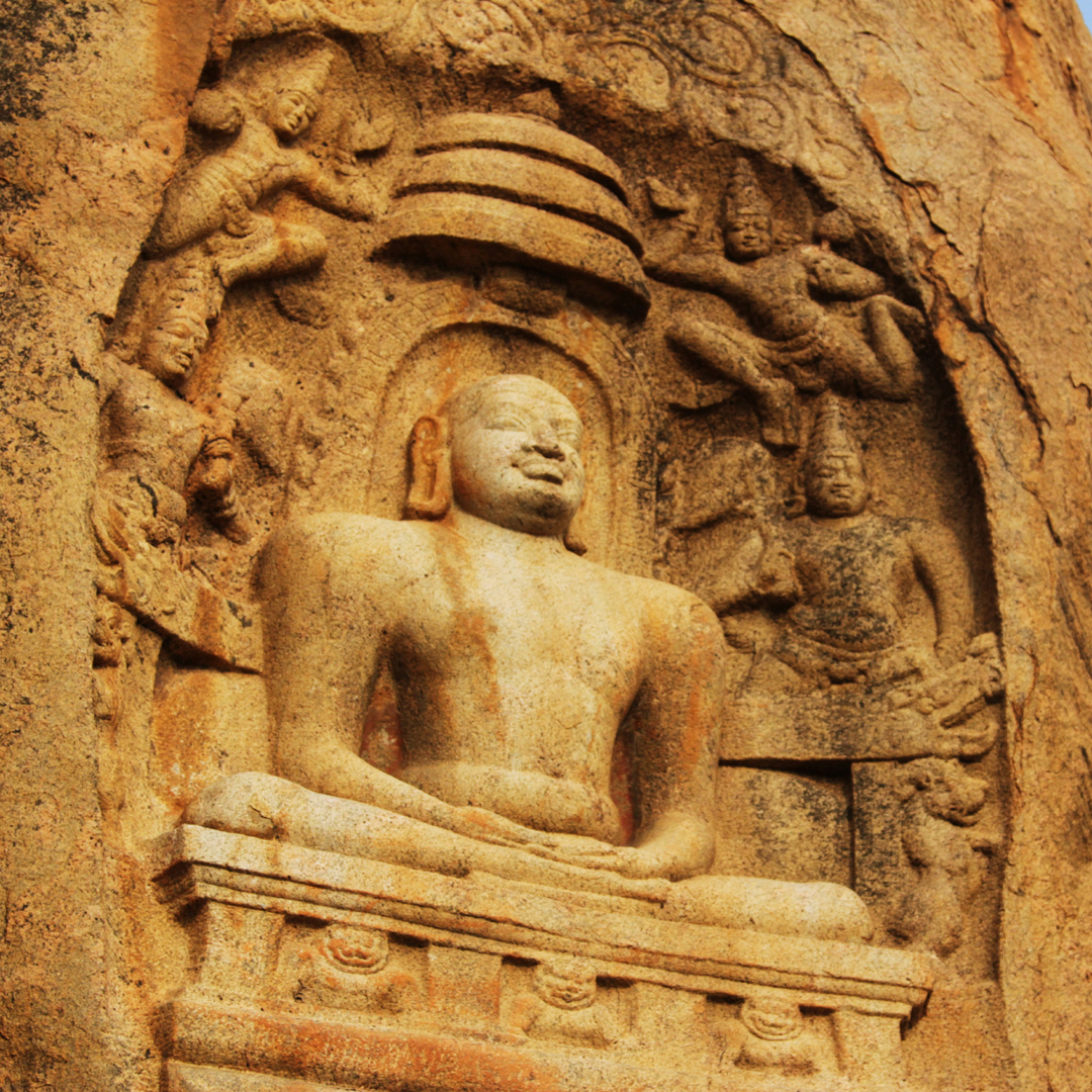 Mahavir Jayanti gives the message of non-violence, truth and sacrifice - know why this holy festival is special