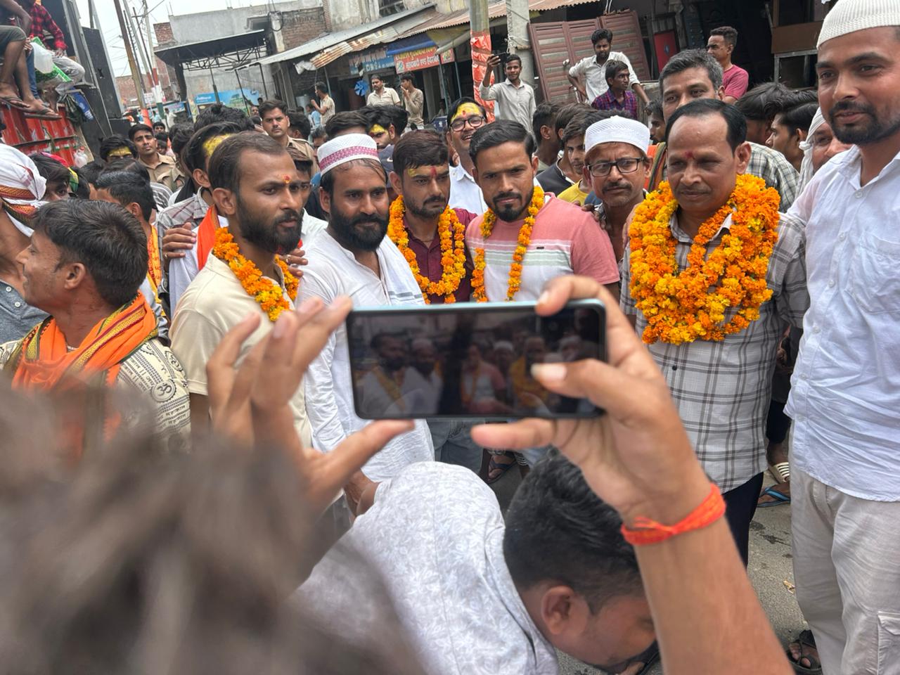 Kavadias were welcomed by showering flowers