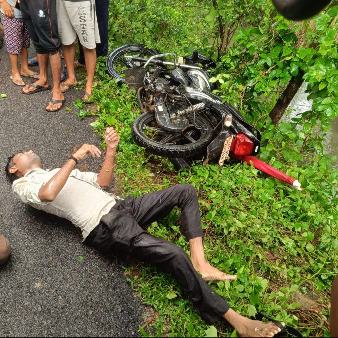 Bike collided with culvert in Suhela, young man died after falling in drain