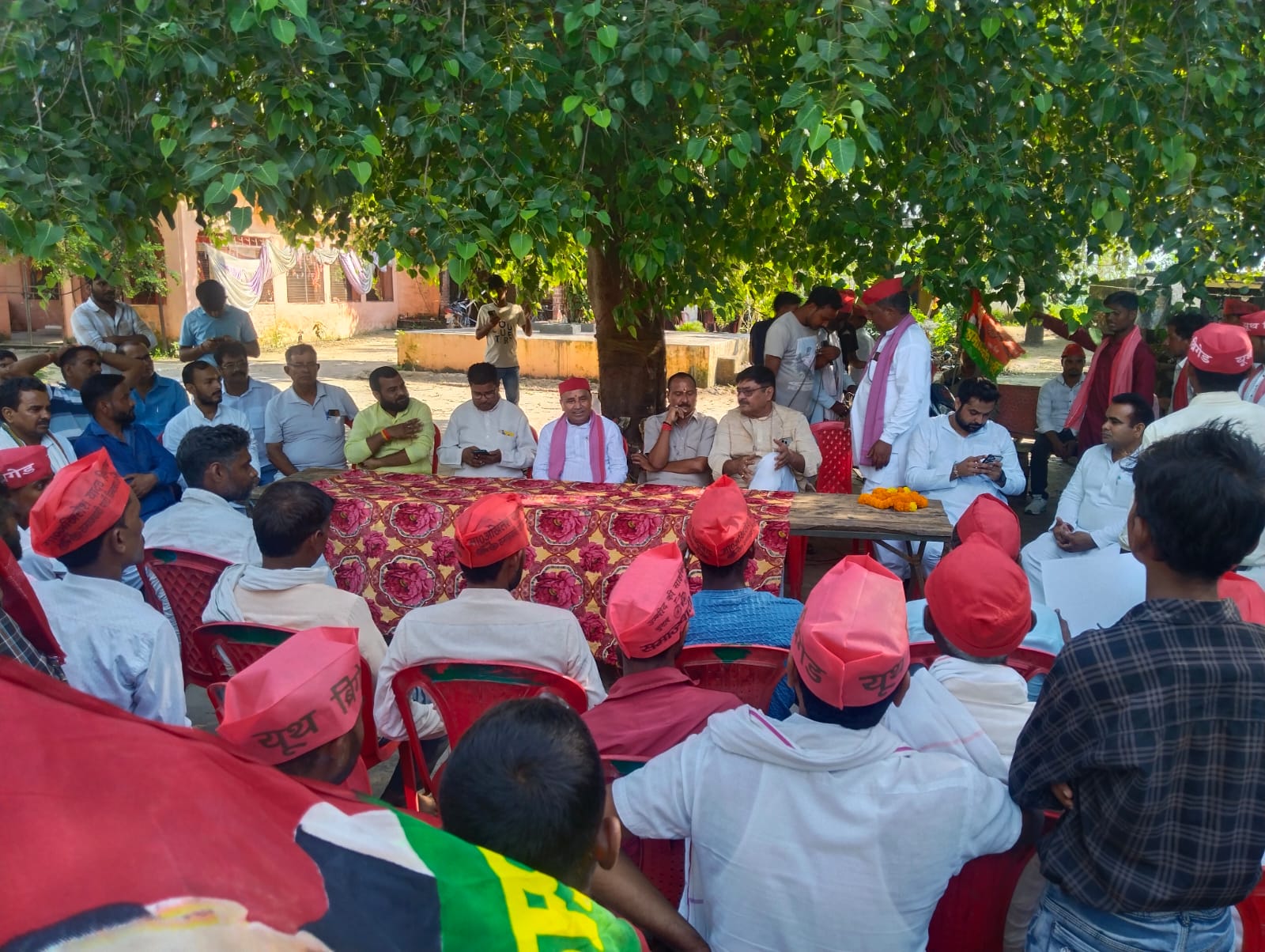 The cycle journey of Samajwadi Youth Brigade concluded in Gola Assembly