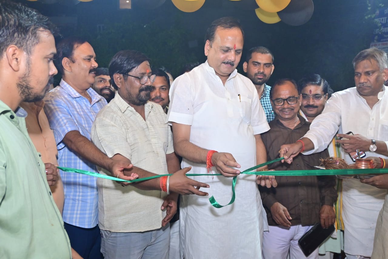 Grand inauguration of Ishwar Vati restaurant in Pali Hardoi