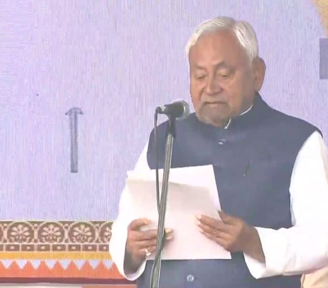 बिहार को मिला नया सीएम, नीतीश कुमार शपथ, गांधी मैदान शपथ ग्रहण, PM मोदी पटना कार्यक्रम, NDA मुख्यमंत्री पटना, बिहार राजनीति ताजा खबर, भव्य शपथ ग्रहण समारोह, Bihar gets new CM, Nitish Kumar oath ceremony, Gandhi Maidan Patna event, PM Modi attends Bihar swearing in, NDA CMs in Patna, Bihar political update, नीतीश कुमार शपथ फोटो, बिहार नया सीएम चित्र, गांधी मैदान शपथ समारोह फोटो, Nitish Kumar oath ceremony image, Bihar new CM photo, Gandhi Maidan swearing-in picture, #BiharNewCM, #NitishKumar, #GandhiMaidan, #PMModi, #NDAGovernment, #BreakingNews, #BiharPolitics,