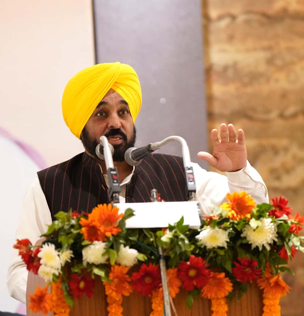 चंडीगढ़ में एलजी नियुक्ति विवाद, चंडीगढ़ विवाद, चंडीगढ़ प्रशासक नियुक्ति, पंजाब हरियाणा हिमाचल दावेदारी, पंजाब यूनिवर्सिटी विवाद, चंडीगढ़ स्वायत्तता, केंद्र बनाम राज्य संघर्ष, राजनीतिक टकराव चंडीगढ़, Chandigarh LG appointment controversy, Chandigarh political dispute, Chandigarh Administrator appointment, Punjab Haryana Himachal claim, Punjab University crisis, Chandigarh autonomy issue, Centre vs State conflict, Chandigarh political clash, चंडीगढ़ केंद्र सरकार विवाद, एलजी नियुक्ति खबर, चंडीगढ़ प्रशासन मॉडल बदलाव, पंजाब सरकार विरोध, हरियाणा दावा विवाद, हिमाचल दावेदारी, Central Govt Chandigarh dispute, LG appointment news, Chandigarh administration model changes, Punjab opposition, Haryana claim conflict, Himachal claim dispute, #ChandigarhLGControversy, #ChandigarhDispute, #PunjabHaryanaHimachal, #PUCrisis, #ChandigarhPolitics, #CentreVsStates, #AdministrationModel, #PoliticalClash,