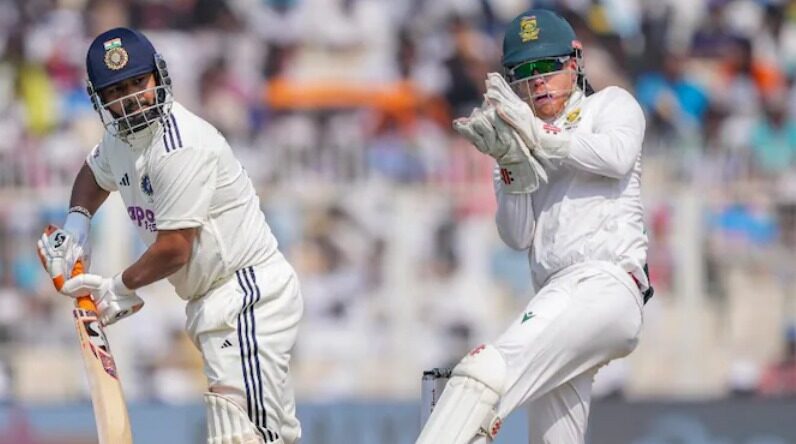 IND vs SA टेस्ट, भारत ऑलआउट 189, कोलकाता टेस्ट स्कोर, यशस्वी जायसवाल रन, शुभमन गिल रिटायर्ड हर्ट, साउथ अफ्रीका बॉलिंग, हार्मर यानेसन विकेट, भारत बनाम साउथ अफ्रीका अपडेट, क्रिकेट न्यूज़ इंडिया, टेस्ट मैच रिपोर्ट, IND vs SA Test, India All Out 189, Kolkata Test Score, Yashasvi Jaiswal Runs, Shubman Gill Retired Hurt, SA Bowling Attack, Harmer Jansen Wickets, India vs South Africa Update, Cricket News India, Test Match Highlights, भारत साउथ अफ्रीका टेस्ट फोटो, जायसवाल बल्लेबाज़ी तस्वीर, भारतीय टीम ऑलआउट इमेज, India SA Test Match Image, Jaiswal Batting Photo, Team India All Out Visual, #INDvsSA, #KolkataTest, #TeamIndia, #Jaiswal, #ShubmanGill, #SouthAfricaCricket, #CricketNews, #TestCricket, #MatchUpdate, #SportsNews,