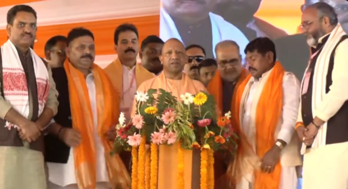 योगी आदित्यनाथ समाचार, बिहार यूपी संबंध, सोनभद्र जनजातीय गौरव दिवस, बिरसा मुंडा 150वीं जयंती, 558 करोड़ विकास परियोजना, यूपी बिहार राजनीति, योगी आदित्यनाथ बयान, सोनभद्र विकास योजनाएँ, जनजातीय कार्यक्रम यूपी, बिहार जनादेश योगी, Yogi Adityanath News, UP Bihar Relations, Sonbhadra Tribal Pride Day, Birsa Munda 150th Jayanti, 558 Crore Development Projects, Yogi Adityanath Speech, Bihar Mandate Reaction, Sonbhadra Development Schemes, UP Tribal Event News, Yogi on Bihar Election, योगी सोनभद्र तस्वीर, बिरसा मुंडा कार्यक्रम फोटो, यूपी बिहार संबंध इमेज, 558 करोड़ परियोजना फोटो, सोनभद्र जनसभा दृश्य, Yogi Adityanath Sonbhadra Image, Birsa Munda Jayanti Event Photo, UP Bihar Connection Picture, Development Projects 558 Crore Image, Sonbhadra Public Rally Visual, #YogiAdityanath, #Sonbhadra, #BirsaMunda150, #TribalPrideDay, #UPBiharRelations, #UPPolitics, #BiharMandate, #SonbhadraNews, #UPVikas, #558CroreProjects,