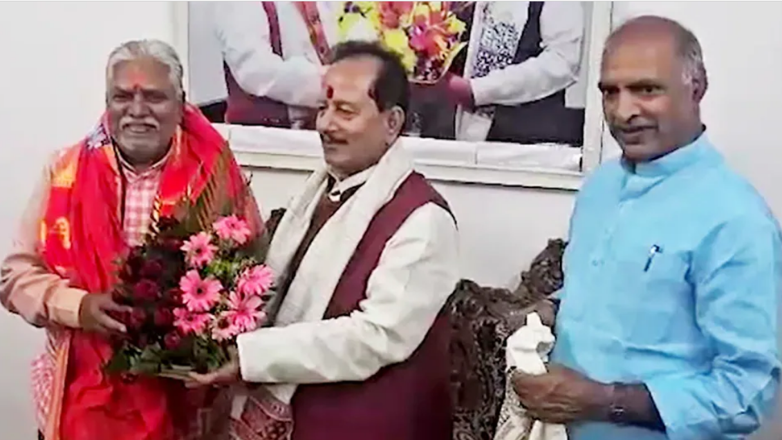 बिहार में स्पीकर पद, बिहार स्पीकर चुनाव, BJP प्रेम कुमार बिहार, बिहार NDA बैठक, विजय सिन्हा बयान बिहार, बिहार कैबिनेट विस्तार, JDU BJP गठबंधन, बिहार राजनीति अपडेट, गांधी मैदान शपथ समारोह, Bihar Speaker Post, BJP Prem Kumar Speaker, Bihar NDA meeting, Bihar Assembly Speaker 2025, Vijay Sinha Bihar news, Bihar cabinet expansion, Bihar politics update, Nitish Kumar BJP alliance, बिहार में स्पीकर पद पर चर्चा, प्रेम कुमार BJP नेता स्पीकर उम्मीदवार, विजय सिन्हा और प्रेम कुमार मुलाकात, पटना NDA बैठक की तस्वीर, नीतीश कुमार दिल्ली बैठक, Bihar Speaker Post Update, BJP leader Prem Kumar meeting, Deputy CM Vijay Sinha with Prem Kumar, NDA meeting in Patna, Nitish Kumar Delhi discussions,