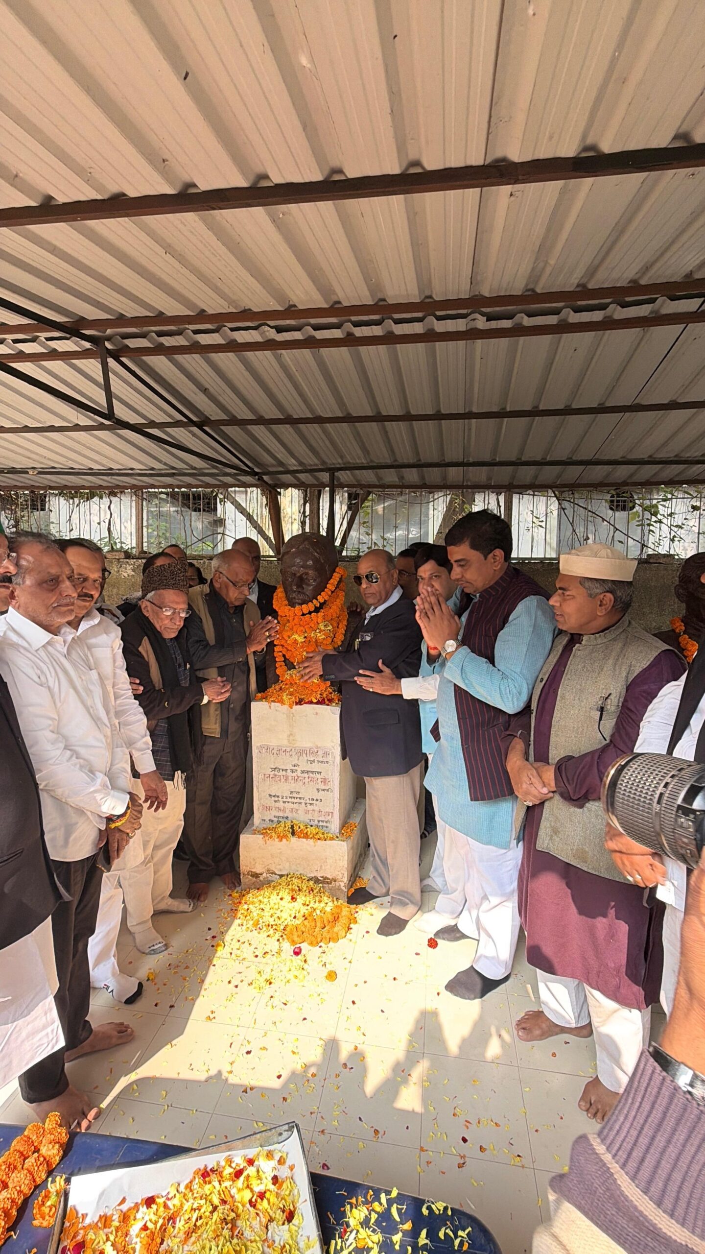 Gyanendra Pratap Singh Gyanu Anniversary, Lucknow University Student Union, Student Union Elections, Student Politics India, Student Welfare Movement, Lucknow Political News, Habibullah Hostel Alumni, Tribute Program LU, Campus Democracy, ज्ञानू श्रद्धांजलि सभा लखनऊ, छात्रनेता मिलन समारोह, छात्र हितों का संघर्ष, छात्रसंघ भवन कार्यक्रम, माल्यार्पण समारोह लखनऊ विश्वविद्यालय, ribute Ceremony Lucknow University, Gyanu Memorial Event, Student Leaders Gathering India, Student Welfare Legacy, Floral Tribute LU Statue, #ज्ञानेंद्रप्रतापसिंहज्ञानू, #लखनऊविश्वविद्यालय, #छात्रसंघचुनाव, #StudentPolitics, #LucknowUniversity, #StudentUnion, #Tribute, #CampusNews, #PoliticalNews, #LUStudents,,