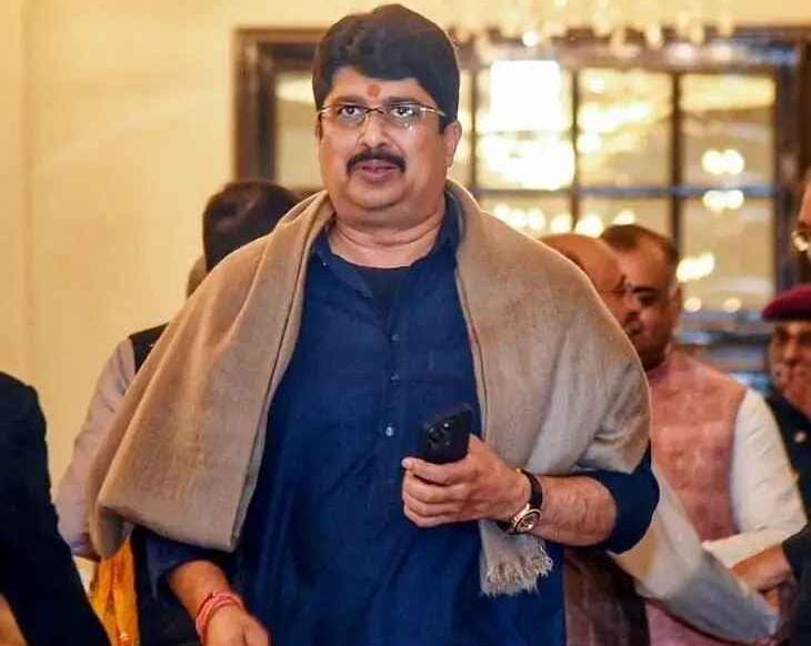 दिल्ली ब्लास्ट खबर, राजा भैया बयान, दिल्ली धमाका विचारधारा, आतंकी विस्फोट दिल्ली, दिल्ली मेट्रो ब्लास्ट अपडेट, लाल किला धमाका जांच, आतंकवाद पर राजनीति, दिल्ली हाई अलर्ट, NSG जांच दिल्ली, दिल्ली धमाके की साजिश, Delhi blast news, Raja Bhaiya reaction, Delhi explosion ideology, terrorist attack Delhi, Red Fort metro blast, Delhi blast investigation, NSG probe Delhi, Delhi under high alert, political reaction Delhi blast, Indian security agencies, राजा भैया दिल्ली ब्लास्ट बयान, दिल्ली धमाका 2025 फोटो, जांच एजेंसी दिल्ली ब्लास्ट, आतंकी विस्फोट घटना स्थल, लाल किला मेट्रो धमाका चित्र, Raja Bhaiya statement Delhi blast, Delhi explosion photo, NSG at blast site, Red Fort metro explosion image, Delhi terrorist attack visuals, #दिल्लीब्लास्ट, #RajaBhaiya, #DelhiExplosion, #RedFortBlast, #DelhiHighAlert, #TerrorAttack, #PoliticalReaction, #DelhiNews, #NationalSecurity, #Investigation, #ExplosiveAttack, #राजाभैयाबयान, #राष्ट्रीयप्रस्तावना,