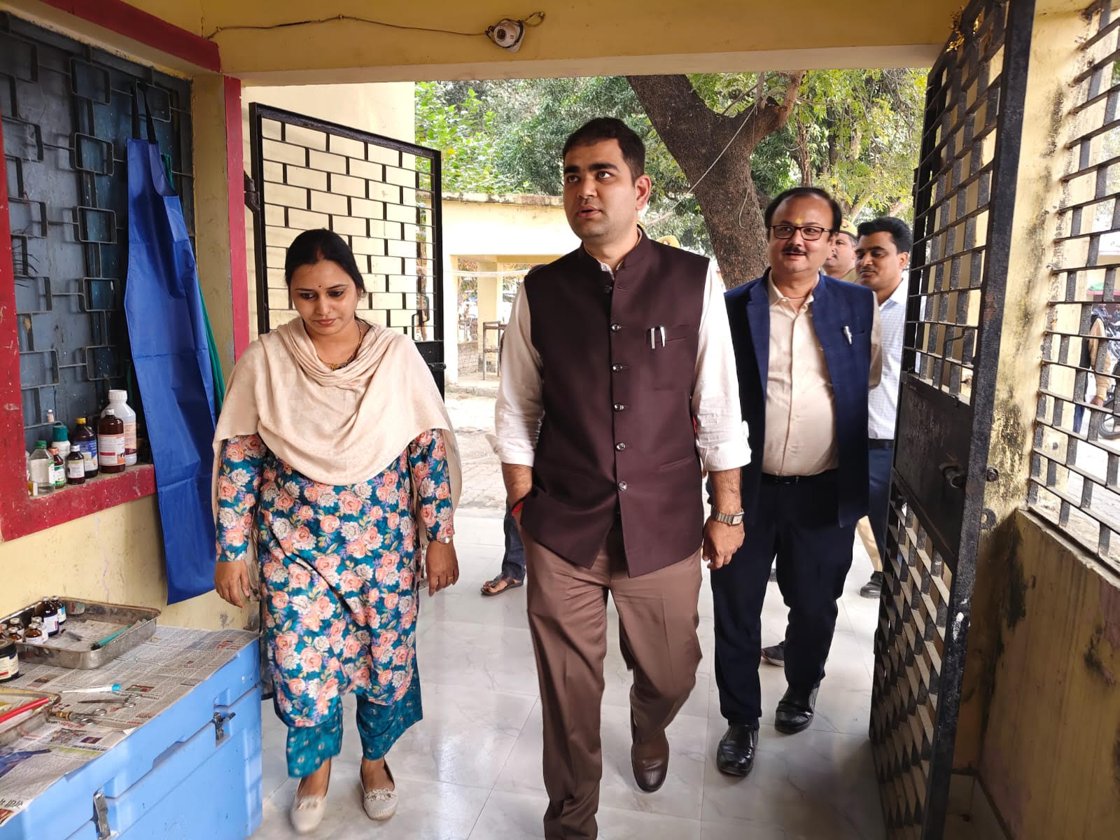 District Magistrate made a surprise inspection of Government Veterinary Hospital Kaneli.