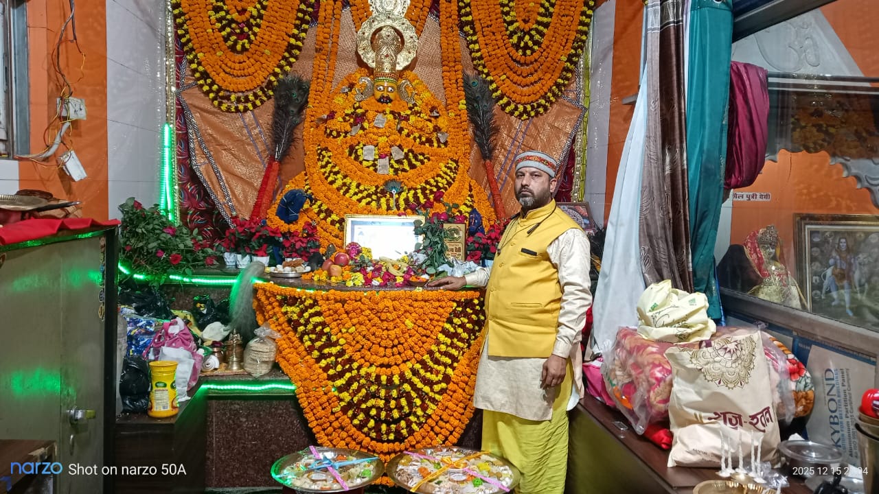 Sankirtan of Khatu Shyam was celebrated with great pomp on Saphala Ekadashi.