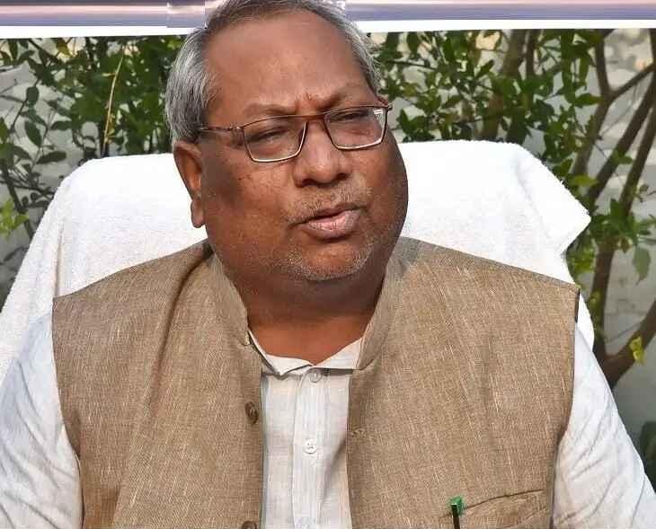 हिजाब विवाद पर मंत्री संजय निषाद की अभद्र टिप्पणी, संजय निषाद बयान विवाद, यूपी मंत्री विवाद खबर, हिजाब विवाद यूपी, कांग्रेस सपा विरोध, Hijab controversy Sanjay Nishad, UP minister controversial statement, Hijab row political news, Nitish Kumar hijab controversy, UP politics breaking news, संजय निषाद बयान, हिजाब विवाद राजनीति, यूपी मंत्री विवाद, कांग्रेस सपा प्रदर्शन, लखनऊ पुलिस शिकायत, Sanjay Nishad statement, hijab controversy India, UP political protest, opposition reaction hijab row, लखनऊ जिला राजनीतिक खबर, उत्तर प्रदेश राजनीतिक विवाद, यूपी सरकार मंत्री बयान, महिला सम्मान विवाद खबर, हिजाब विवाद समाचार, राजनीतिक बयान विवाद यूपी, Lucknow political news, Uttar Pradesh political controversy, UP minister statement row, women respect controversy India, #हिजाबविवाद, #SanjayNishad, #UPPolitics, #HijabControversy, #CongressVsBJP, #SPProtest, #LucknowNews, #WomenRespect, #PoliticalControversy, #UttarPradeshNews,