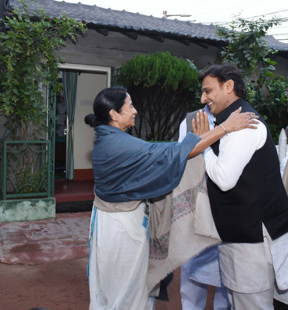 अखिलेश यादव, ममता बनर्जी, सनातन राजनीति, UP Politics, Bengal Politics, Election 2026, Election 2027, PDA vs Hindutva, Akhilesh Yadav news, Mamata Banerjee temple politics, Indian politics religion,अखिलेश यादव मंदिर, ममता बनर्जी मंदिर, UP चुनाव राजनीति, Bengal election politics, Akhilesh Mamata image, Indian political leaders religion,#AkhileshYadav #MamataBanerjee #UPPolitics #BengalPolitics #ElectionNews #सनातन_राजनीति #PDAvsHindutva #NationalProstavna #ManojShukla,