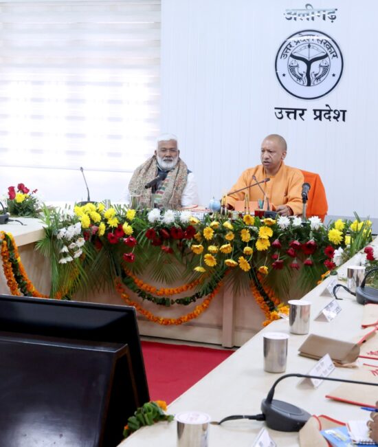 सीएम योगी अलीगढ़, मुख्यमंत्री योगी बैठक, अलीगढ़ जिलाधिकारी कार्यालय, योगी आदित्यनाथ समीक्षा बैठक, अलीगढ़ खबर, यूपी सरकार, विकास कार्य समीक्षा, कानून व्यवस्था अलीगढ़, यूपी सीएम दौरा, Yogi Adityanath Aligarh, CM Yogi Meeting, Aligarh DM Office, Review Meeting Uttar Pradesh, UP Government News, Development Review Aligarh, Law and Order UP, CM Visit Aligarh, अलीगढ़ में सीएम योगी की बैठक फोटो, जिलाधिकारी कार्यालय अलीगढ़ कार्यक्रम, योगी आदित्यनाथ समीक्षा बैठक, यूपी सीएम दौरा फोटो, Yogi Adityanath Meeting Image, Aligarh DM Office Event, CM Yogi Review Session, UP CM Visit Photo, #YogiAdityanath, #Aligarh, #UPNews, #CMVisit, #DMOffice, #ReviewMeeting, #UPGovernment, #DevelopmentReview, #UttarPradesh,