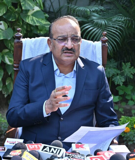 दिनेश प्रताप सिंह आयकर छापा बयान, उमाशंकर सिंह IT रेड, बलिया आयकर छापा खबर, रसड़ा विधायक समाचार, BSP MLA Income Tax Raid, Dinesh Pratap Singh Statement News, Ballia Political News Uttar Pradesh, UP Minister Reaction on IT Raid, Uttar Pradesh Political Controversy 2026, बलिया जिला उत्तर प्रदेश राजनीतिक खबर,दिनेश प्रताप सिंह फोटो, Umashankar Singh Image, Ballia IT Raid Visual, BSP MLA House Raid Photo, UP Minister Tweet Screenshot, Uttar Pradesh Political News Photo,#DineshPratapSingh #UmashankarSingh #BalliaNews #UttarPradeshPolitics #IncomeTaxRaid #BSPNews #UPPoliticalNews #ITRaidBallia #RasraMLA #PoliticalControversyIndia