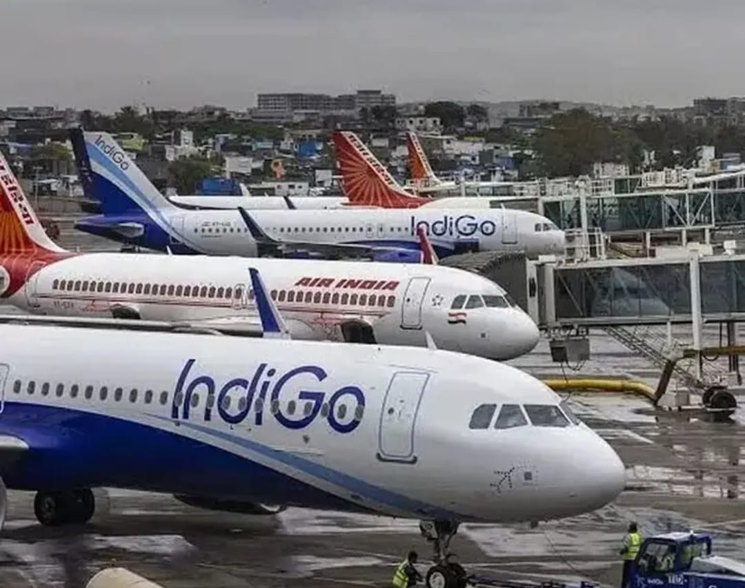 लखनऊ एयरपोर्ट से उड़ानें रद्द, लखनऊ दिल्ली फ्लाइट रद्द, कोहरे के कारण फ्लाइट कैंसिल, एयर इंडिया फ्लाइट रद्द, चौधरी चरण सिंह एयरपोर्ट, Lucknow airport flights cancelled, Lucknow Delhi flight cancellation, fog impact flights, Air India cancelled flights, CCS Airport Lucknow,लखनऊ एयरपोर्ट कोहरा, फ्लाइट कैंसिल सूचना, एयर इंडिया विमान, दिल्ली लखनऊ उड़ान, Lucknow airport fog image, flight cancelled board, Air India plane, Delhi Lucknow flight disruption,लखनऊ एयरपोर्ट से उड़ानें रद्द, लखनऊ, उत्तर प्रदेश, चौधरी चरण सिंह अंतरराष्ट्रीय एयरपोर्ट, दिल्ली, एयर इंडिया, कोहरा, मौसम समाचार, ट्रैवल न्यूज़, Lucknow news, Uttar Pradesh weather, flight cancellation India, fog alert Delhi NCR, aviation news India, #LucknowAirport, #FlightCancelled, #FogAlert, #AirIndia, #DelhiLucknow, #WeatherNews,