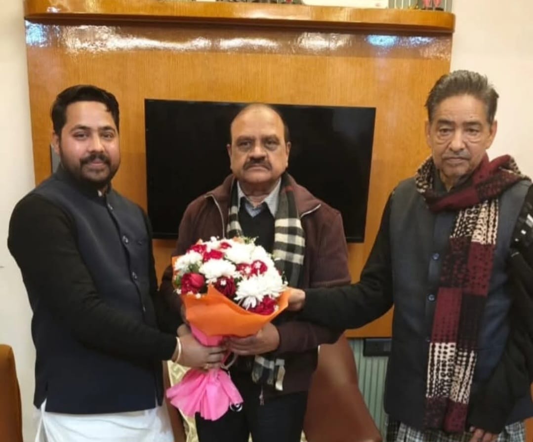 हरदोई राजनीति, हरदोई सांसद जयप्रकाश, प्रेम सिंह ब्लॉक प्रमुख, हरियावां ब्लॉक खबर, हरदोई राजनीतिक मुलाकात, यूपी राजनीति समाचार, हरदोई सदर विधानसभा, संगठनात्मक मजबूती भाजपा, हरदोई ताजा खबर,Hardoi political news, MP Jaiprakash Hardoi, Prem Singh Block Pramukh, Hariyawan Block Hardoi, Hardoi MP meeting, Uttar Pradesh politics news, Hardoi latest news, BJP organizational meeting Hardoi,हरदोई सांसद मुलाकात, ब्लॉक प्रमुख प्रेम सिंह आवास, राजनीतिक चर्चा हरदोई, संगठनात्मक बैठक यूपी,Hardoi MP meeting image, Prem Singh residence Hardoi, political leaders meeting UP,हरदोई जिला राजनीतिक समाचार, उत्तर प्रदेश राजनीति खबर, हरदोई सांसद समाचार, Hardoi district political update Uttar Pradesh, UP political meeting news Hardoi,#HardoiNews, #JaiprakashMP, #PremSingh, #HariyawanBlock, #UPPolitics, #HardoiPolitics, #PoliticalMeeting, #BJPHardoi, #NationalPrastavana,