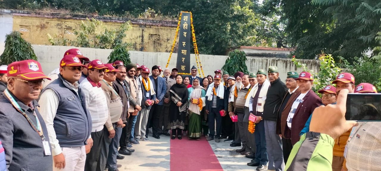 Veterans Day celebrated with enthusiasm, joy and excitement in Kheri, felicitation ceremony held