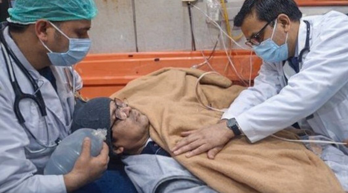 पूर्व IPS अमिताभ ठाकुर तबीयत बिगड़ी, Former IPS Amitabh Thakur Health Update, Deoria Jail News, देवरिया जेल समाचार, Gorakhpur BRD Medical College News, Amitabh Thakur Jail Case, Uttar Pradesh IPS News, UP Jail Health News, Heart Attack News Jail,अमिताभ ठाकुर पूर्व IPS, Amitabh Thakur Former IPS, देवरिया जेल अमिताभ ठाकुर, Deoria Jail IPS Officer, BRD Medical College Gorakhpur ICU,#AmitabhThakur #FormerIPS #DeoriaJail #GorakhpurNews #UPNews #HealthUpdate #IPSNews #BRDMedicalCollege