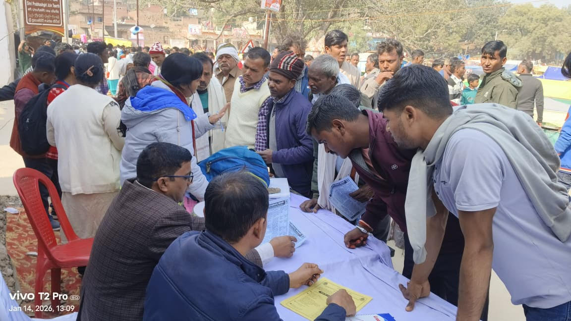 A meeting of people was held under the campaign of Drug Free India and Child Marriage Free India.
