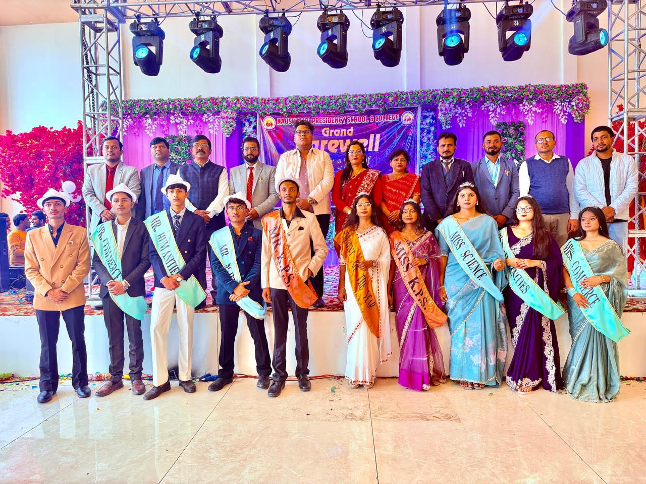 A grand farewell ceremony was organised for the students of class 12th at KPS Bharwari.