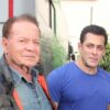 Salim Khan ICU में भर्ती, Salim Khan health update, Salman Khan father hospital news, Lilavati Hospital Mumbai news, मुंबई एंटरटेनमेंट खबर, Maharashtra Bollywood News, Salim Khan swelling issue, Salman Khan hospital visit, Hindi cinema writer news,सलीम खान स्वास्थ्य अपडेट, सलमान खान पिता अस्पताल, Bollywood breaking news Mumbai, ICU admission Salim Khan, Salim Javed films news, Mumbai hospital celebrity news,Salim Khan ICU Mumbai Maharashtra entertainment news, Lilavati Hospital Bandra Mumbai celebrity health news, Salman Khan hospital visit Mumbai district news, Bollywood writer Salim Khan health update Maharashtra, Mumbai entertainment breaking news, हिंदी फिल्म इंडस्ट्री स्वास्थ्य समाचार महाराष्ट्र,salim-khan-icu-lilavati-hospital-mumbai-salman-khan-visit