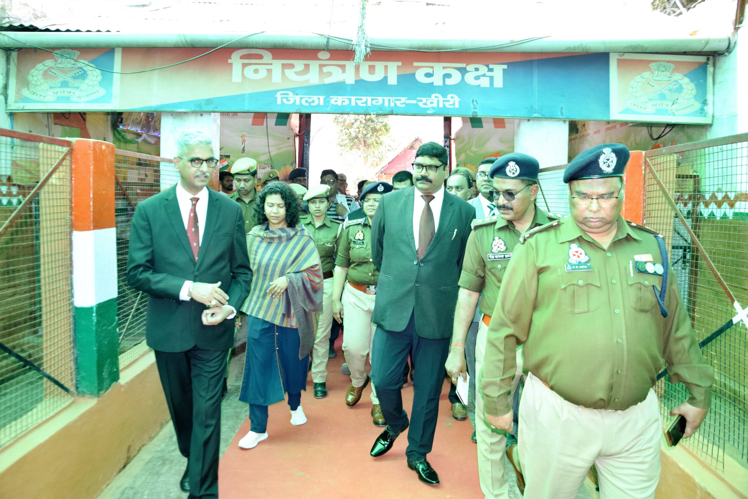 Rajiv Singh conducted a surprise inspection of the district jail and examined the arrangements.