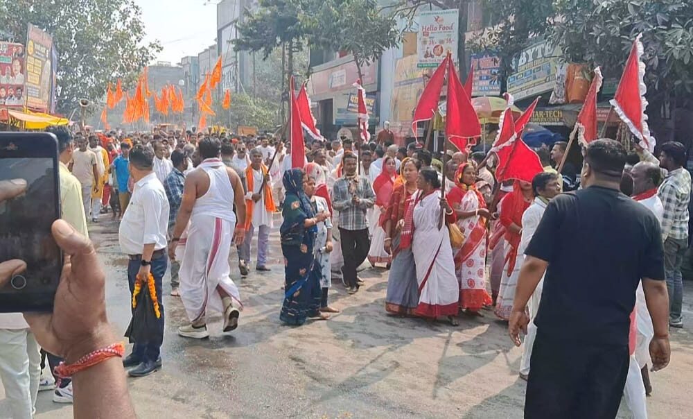 Celebrating Shiva Utsav is a good initiative by the MLA, but questions are being raised about regional development.