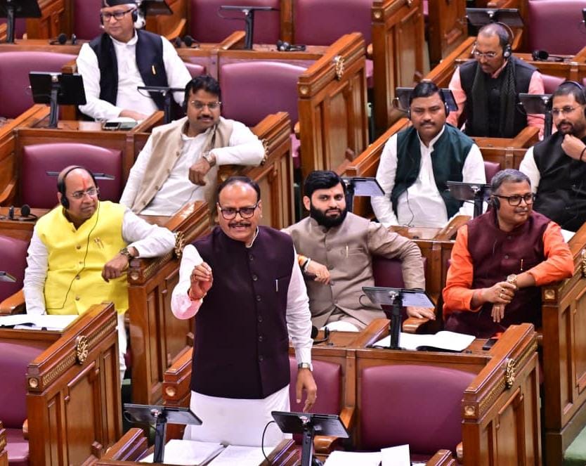 यूपी विधानसभा बजट सत्र 2026, UP Vidhan Sabha Budget Session 2026, ब्रजेश पाठक बयान, Brajesh Pathak statement, आशा बहू मातृत्व अवकाश, ASHA workers maternity leave UP, आशा मानदेय वृद्धि उत्तर प्रदेश, ASHA honorarium increase UP, लखनऊ राजनीतिक समाचार, Lucknow political news,ब्रजेश पाठक विधानसभा में, Brajesh Pathak in UP Assembly 2026, आशा बहू मानदेय खबर, ASHA workers news UP, लखनऊ बजट सत्र 2026, Lucknow Assembly Budget Session photo,लखनऊ विधानसभा बजट सत्र 2026 राजनीतिक खबर, उत्तर प्रदेश स्वास्थ्य मंत्री बयान, ब्रजेश पाठक आशा बहू मानदेय लखनऊ, UP Assembly Health Debate 2026 Lucknow, ASHA Workers Maternity Leave Uttar Pradesh News, #UPVidhanSabha2026, #BrajeshPathak, #LucknowNews, #UPHealthNews, #BudgetSession2026,
