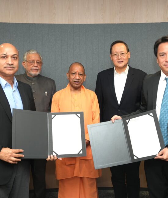 सिंगापुर दौरा जेवर 4458 करोड़ निवेश, Yogi Singapore Visit 2026, Invest UP SCE MOU, Jevar Airport Investment News, Noida International Airport Project, AISATS Investment UP, Gautam Budh Nagar Investment Update, UP Global Investors News,Invest UP SCE MOU signing photo, Yogi Adityanath Singapore visit image, Jevar Airport cargo project photo, AISATS agreement signing, Noida International Airport investment image,गौतमबुद्ध नगर जिला निवेश समाचार, उत्तर प्रदेश वैश्विक निवेश अपडेट 2026, UP Aviation Sector News, Jevar Airport development news, Lucknow state investment update, Singapore UP partnership news,#SingaporeVisit, #YogiAdityanath, #InvestUP, #JevarAirport, #NoidaInternationalAirport, #UPInvestment, #AISATS, #GlobalInvestment, #UttarPradeshNews,