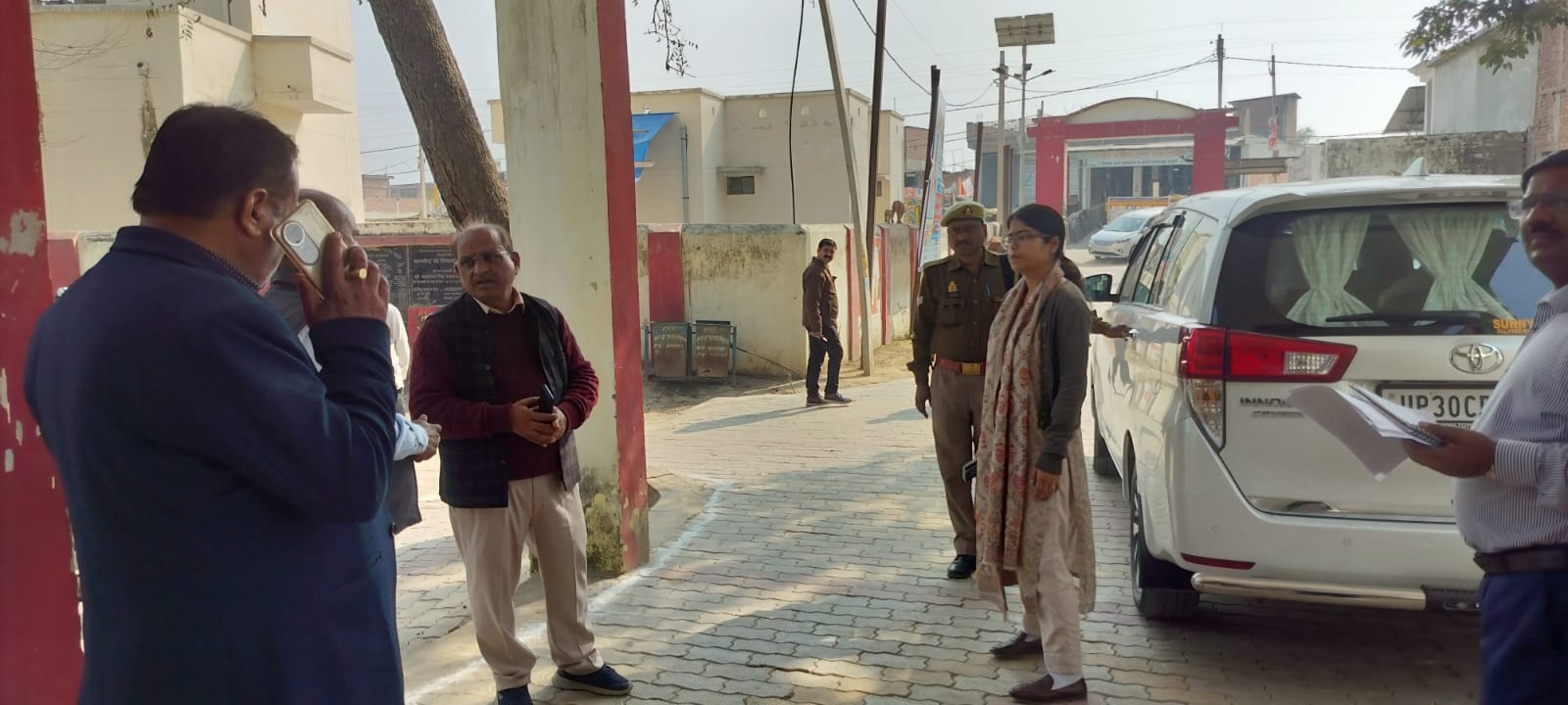 CDO Sanya Chhabra gave instructions to take action on irregularities in the block office inspection.