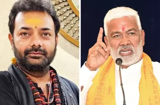 महोबा भाजपा विधायक बयान, चरखारी राजनीतिक विवाद, जल जीवन मिशन विवाद महोबा, स्वतंत्र देव सिंह कार्यक्रम, UP Political Controversy 2026, Mahoba District Political Update, BJP Leader Statement Mahoba, Uttar Pradesh Minister News,महोबा जिला राजनीतिक समाचार, उत्तर प्रदेश भाजपा विवाद, चरखारी विधायक बृजभूषण राजपूत बयान, जलशक्ति मंत्री स्वतंत्र देव सिंह कार्यक्रम, योगी आदित्यनाथ जीरो टॉलरेंस नीति, Mahoba District BJP News, Uttar Pradesh Political Controversy 2026, Charkhari MLA News, UP Jal Shakti Minister News, #MahobaNews, #UPPolitics, #BJPNews, #Charkhari, #SwatantraDevSingh, #BrijbhushanRajput,