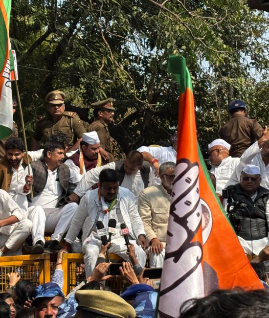 MNREGA बचाओ अभियान, मनरेगा बचाओ आंदोलन उत्तर प्रदेश, विधानसभा घेराव लखनऊ, कांग्रेस हाउस अरेस्ट यूपी, सीतापुर कांग्रेस जिलाध्यक्ष, अमेठी कांग्रेस विरोध प्रदर्शन, रायबरेली राजनीतिक खबर, Uttar Pradesh political news, MNREGA protest UP, Congress Assembly Gherao Lucknow, Sitapur Congress leader house arrest, Amethi political protest, Raebareli Rahul Gandhi constituency news, state political agitation news,मनरेगा बचाओ अभियान प्रदर्शन, कांग्रेस नेताओं की नजरबंदी, लखनऊ विधानसभा घेराव, सीतापुर पुलिस पहरा, अमेठी कांग्रेस हाउस अरेस्ट, रायबरेली कांग्रेस नेता गिरफ्तारी, MNREGA protest images UP, Congress leaders house arrest photo, Lucknow Vidhan Sabha protest visuals, Sitapur police security image,MNREGA बचाओ अभियान सीतापुर, अमेठी कांग्रेस विरोध 2026, रायबरेली विधानसभा घेराव, उत्तर प्रदेश राजनीतिक समाचार, Lucknow Assembly protest 2026, Uttar Pradesh Congress agitation, District Sitapur political news, SP Amethi statement, Rahul Gandhi Raebareli protest news, #MNREGABachaoAbhiyan, #UPPolitics, #CongressProtest, #LucknowAssembly, #SitapurNews, #AmethiNews, #RaebareliNews,