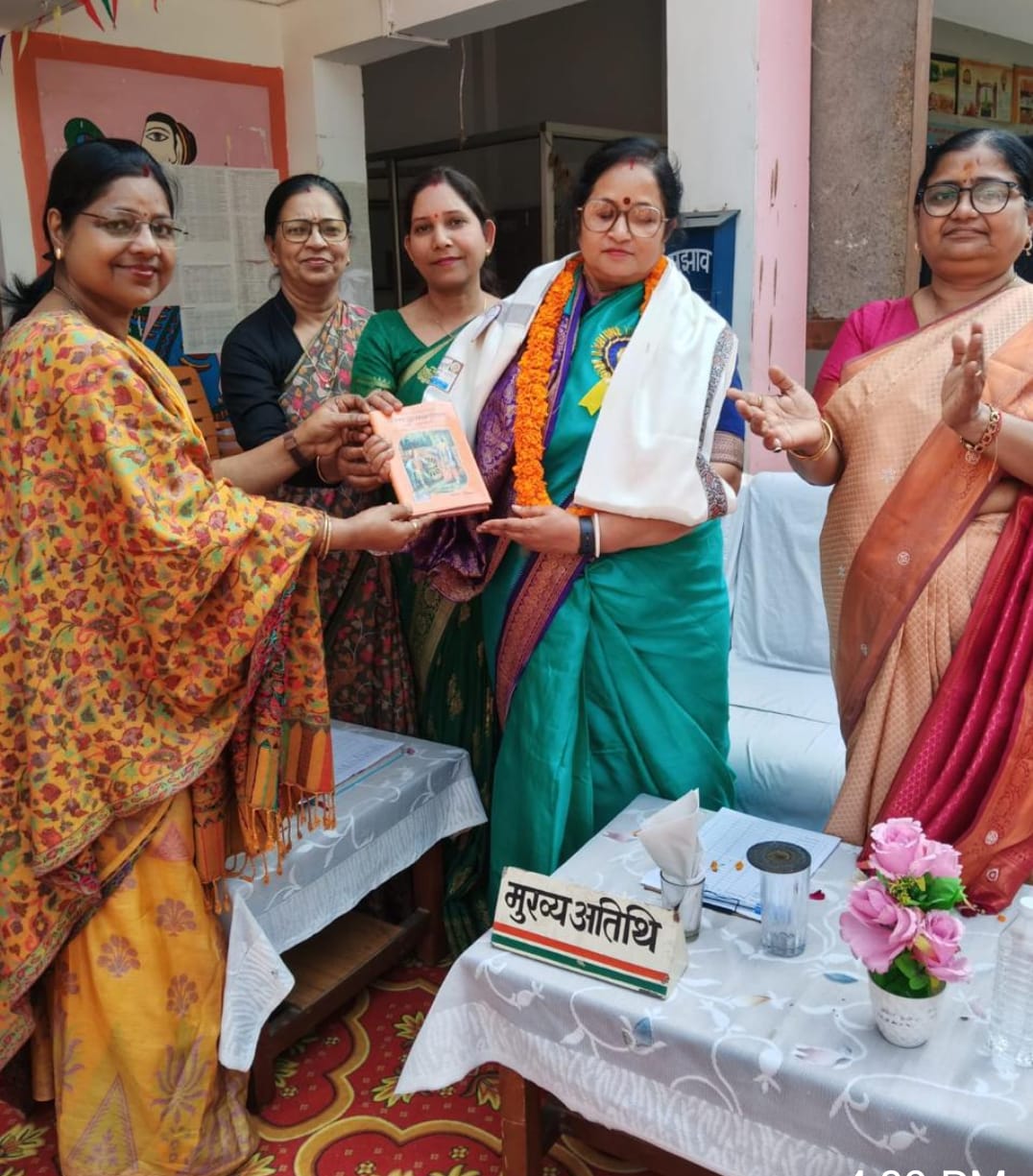 मॉडर्न फ्यूजन थीम पर सजा फूड फेयर, गोरखपुर फूड फेयर समाचार, आर्य महिला पीजी कॉलेज गोरखपुर, होली फ्यूजन डिशेज प्रतियोगिता, महिला कॉलेज कार्यक्रम गोरखपुर, शिक्षा और उद्यमशीलता समाचार, Modern Fusion Theme Food Fair Gorakhpur, Arya Mahila PG College Event News, Holi Fusion Dishes Competition UP, Gorakhpur Education News, Women Entrepreneurship Event UP,गोरखपुर फूड फेयर फोटो, मॉडर्न फ्यूजन डिशेज स्टॉल, छात्राओं द्वारा सजाए गए स्टॉल, डॉ अर्चना तिवारी संबोधन, होली स्पेशल फूड प्रतियोगिता, Food Fair Stall Decoration Gorakhpur, Holi Fusion Food Display, Women College Food Competition Images, Dr Archana Tiwari Speech Event,गोरखपुर जिला शिक्षा समाचार, उत्तर प्रदेश कॉलेज इवेंट न्यूज, गोरखपुर महिला कॉलेज फूड फेयर, डॉ अर्चना तिवारी गोरखपुर कार्यक्रम, शैक्षणिक संस्थान प्रतियोगिता समाचार, Gorakhpur District Education News, Uttar Pradesh College Cultural Event, Food Fair Competition News UP, Women PG College Gorakhpur Event, Education and Entrepreneurship News India,