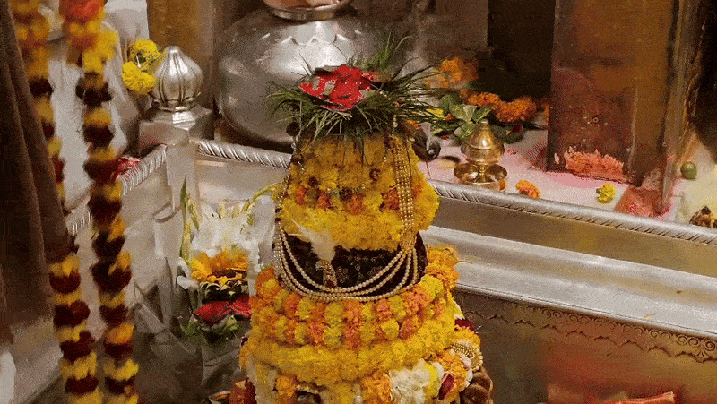 महाशिवरात्रि 2026 वाराणसी, काशी विश्वनाथ मंदिर, बाबा विश्वेश्वर अभिषेक, पंचक्रोशी यात्रा वाराणसी, वाराणसी धार्मिक समाचार, उत्तर प्रदेश धार्मिक आयोजन, Mahashivratri 2026 Varanasi, Kashi Vishwanath Temple crowd, Baba Vishweshwar Abhishek, Panchkoshi Yatra Varanasi, Religious News Uttar Pradesh,काशी विश्वनाथ धाम भीड़, महाशिवरात्रि वाराणसी फोटो, बाबा विश्वनाथ अभिषेक, गंगा द्वार कतार, पंचक्रोशी यात्रा 2026, Kashi Vishwanath Temple rush, Mahashivratri crowd Varanasi, Devotees in Varanasi 2026,वाराणसी जिला धार्मिक समाचार, उत्तर प्रदेश महाशिवरात्रि आयोजन, काशी विश्वनाथ मंदिर प्रशासन वाराणसी, वाराणसी पुलिस व्यवस्था महाशिवरात्रि, धार्मिक भीड़ प्रबंधन यूपी, Varanasi district religious news, Uttar Pradesh Mahashivratri event, Kashi Vishwanath Temple administration Varanasi, UP Police crowd management news, Hindu festival coverage Uttar Pradesh,#महाशिवरात्रि2026, #काशीविश्वनाथ, #वाराणसी, #उत्तरप्रदेश, #BabaVishwanath, #MahashivratriVaranasi, #ReligiousNewsUP, #PanchkoshiYatra,