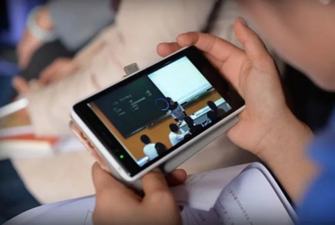 लखीमपुर शिक्षा समाचार, गाजियाबाद आत्महत्या मामला, उत्तर प्रदेश शिक्षा नीति, UP School Rules News, UP Government Education Decision, District Magistrate UP Order, Child Safety Education News UP,#UPMobileBan, #UPEducationNews, #WomenCommissionUP, #BabitaSinghChauhan, #GhaziabadNews, #ChildSafety, #DigitalAddiction, #PrimarySchoolUP, #UPGovernment, #LakhimpurNews,यूपी में 5वीं तक मोबाइल बैन, UP mobile ban for primary students, उत्तर प्रदेश शिक्षा समाचार, UP Education News, महिला आयोग उत्तर प्रदेश, Babita Singh Chauhan News, Ghaziabad Suicide Case, Digital Addiction in Children, Mobile Ban in Schools UP, Primary School Mobile Restriction,