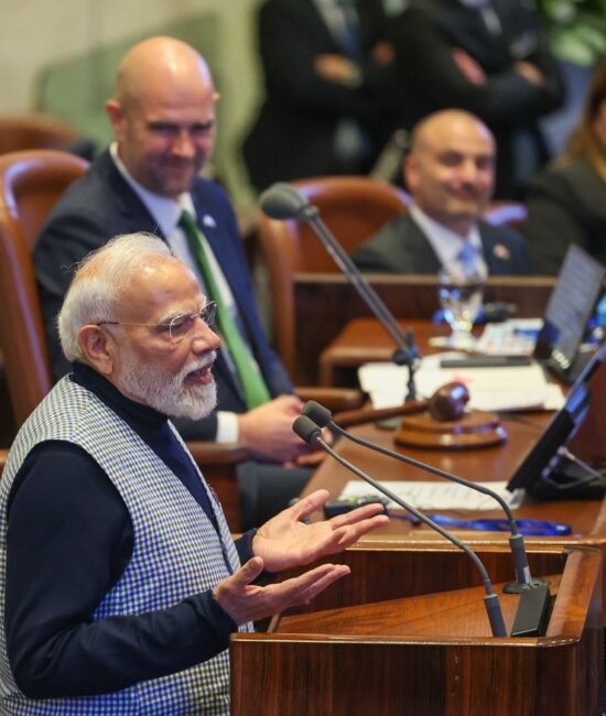 PM Modi in Knesset, नरेंद्र मोदी इजराइल दौरा, Knesset Speech Modi, Amir Ohana Hindi Welcome, Benjamin Netanyahu Modi Speech, India Israel Relations 2026, Israeli Parliament Standing Ovation, Modi Israel Visit News, International Political News,Modi Speech in Israeli Parliament, नेसेट में मोदी का भाषण, Standing Ovation Modi Israel, Netanyahu Modi Meeting 2026, Israeli MPs Selfie with Modi, India Israel Diplomatic Relations Photo,नई दिल्ली, यरुशलम, इजराइल, नेसेट संसद, प्रधानमंत्री नरेंद्र मोदी, बेंजामिन नेतन्याहू, अमीर ओहाना, India Israel Political News 2026, Knesset Speech Live Update, Modi Israel Visit Highlights, Israeli Parliament Standing Ovation News, International Relations Breaking News,