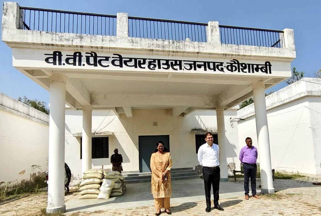 The District Magistrate conducted the monthly inspection of the EVM and VVPAT warehouse.