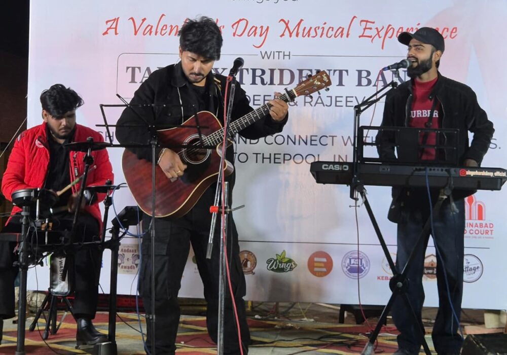 लखनऊ लाइव म्यूज़िक नाइट, हुसैनाबाद फूड कोर्ट कार्यक्रम, वैलेंटाइन डे लखनऊ इवेंट, दी पूल इन प्लेटफॉर्म, Lucknow Valentine event, Live music Hussainabad Food Court, Talent booking platform India,लखनऊ सांस्कृतिक कार्यक्रम, रोमांटिक म्यूज़िक नाइट यूपी, Lucknow cultural event news, Uttar Pradesh entertainment news,लखनऊ जिला सांस्कृतिक समाचार, उत्तर प्रदेश एंटरटेनमेंट इवेंट, हुसैनाबाद फूड कोर्ट लाइव शो, Lucknow district event news, Uttar Pradesh cultural live music report, Entertainment news type city Lucknow UP,