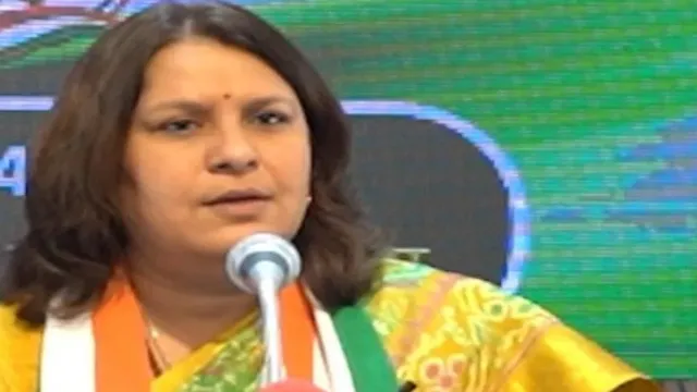 वाराणसी कांग्रेस सम्मेलन, सुप्रिया श्रीनेत मोदी बयान, राहुल गांधी से डरते हैं मोदी, संविधान संवाद सम्मेलन वाराणसी, Congress Constitution Dialogue Varanasi, Supriya Shrinate Modi Kayar Statement, Rahul Gandhi Congress News, Varanasi Political News, Uttar Pradesh Politics, BJP Congress Clash,सुप्रिया श्रीनेत भाषण वाराणसी, कांग्रेस संविधान संवाद, शास्त्री घाट सम्मेलन, Supriya Shrinate Speech Varanasi, Congress Rally Kashi, Constitution Dialogue Congress,#VaranasiNews, #SupriyaShrinate, #ModiKayar, #CongressNews, #ConstitutionDialogue, #UPPolitics, #RahulGandhi, #KashiPolitics,