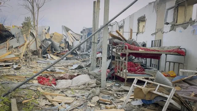 काबुल एयरस्ट्राइक न्यूज, Kabul Airstrike India Reaction, Pakistan Airstrike Afghanistan News, India Condemns Pakistan Attack, Afghanistan Hospital Bombing News, International News South Asia, MEA Statement India, Kabul Hospital Attack News,Kabul Hospital Blast, Afghanistan Airstrike News, India Pakistan Tension News, Global Conflict News, Kabul Attack Victims, MEA India Statement, South Asia Conflict News, Breaking International News,#KabulAttack #IndiaCondemns #Pakistan #Afghanistan #BreakingNews #InternationalNews #HumanRights #WarCrime #GlobalNews,