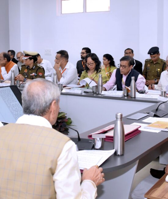 मथुरा ब्रज तीर्थ विकास परिषद बैठक, सीएम योगी मथुरा दौरा, ब्रज क्षेत्र विकास योजना, मथुरा धार्मिक पर्यटन, ब्रज तीर्थ विकास परिषद समाचार, योगी आदित्यनाथ बैठक मथुरा, Mathura Braj Teerth Vikas Parishad meeting, CM Yogi Adityanath Mathura visit news, Braj tourism development plan Uttar Pradesh, religious tourism Mathura Vrindavan news,सीएम योगी मथुरा बैठक फोटो, ब्रज तीर्थ विकास परिषद बैठक, मथुरा पर्यटन विकास बैठक फोटो, योगी आदित्यनाथ आधिकारिक बैठक, CM Yogi meeting Mathura photo, Braj Teerth Vikas Parishad board meeting images, Mathura tourism development meeting visuals,#MathuraNews, #CMYogi, #BrajTeerthVikasParishad, #BrajTourism, #UttarPradeshNews, #ReligiousTourism, #Vrindavan, #BreakingNews