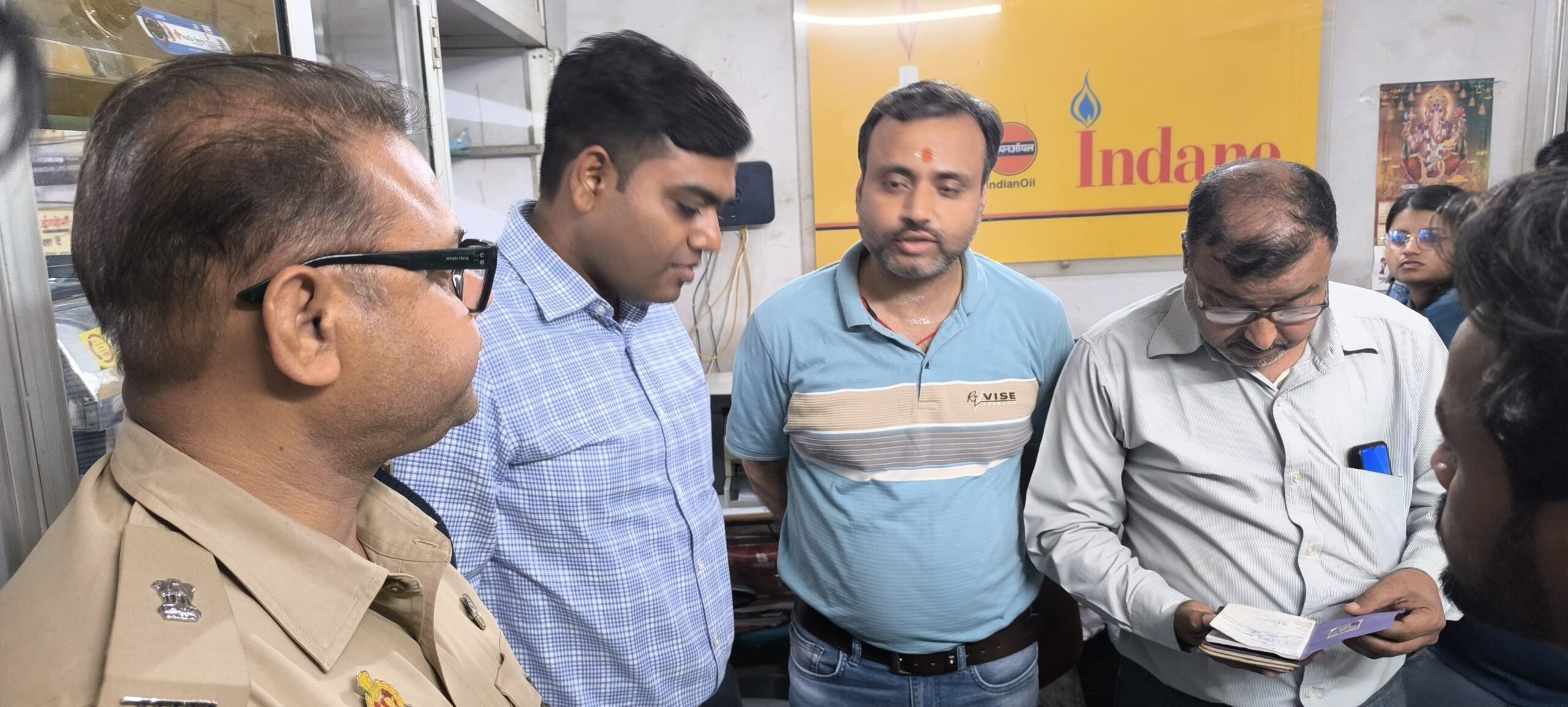 Adequate stock of cylinders available in gas agencies in the district: ADM