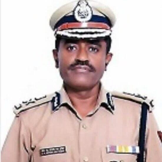 एलवी एंटनी देव कुमार DG, यूपी पुलिस प्रमोशन, IPS 1994 बैच, DG रैंक अधिकारी, ADG से DG, उत्तर प्रदेश पुलिस समाचार, वरिष्ठ आईपीएस प्रमोशन,LV Antony Dev Kumar DG promotion, UP Police news, IPS 1994 batch, DG rank officer, ADG to DG promotion, senior IPS UP, UP Police DG news,एलवी एंटनी देव कुमार आईपीएस, DG प्रमोशन, यूपी पुलिस वरिष्ठ अधिकारी, ADG से DG,LV Antony Dev Kumar IPS, DG promotion, UP Police senior officer, ADG to DG,#UPPolice, #LVAntonyDevKumar, #DGPromotion, #IPSOfficer, #SeniorIPS, #1994BatchIPS, #UPNews, #PolicePromotion, एलवी एंटनी देव कुमार, यूपी पुलिस, डीजी प्रमोशन, वरिष्ठ आईपीएस, ADG से DG, IPS 1994 बैच, लखनऊ, उत्तर प्रदेश,