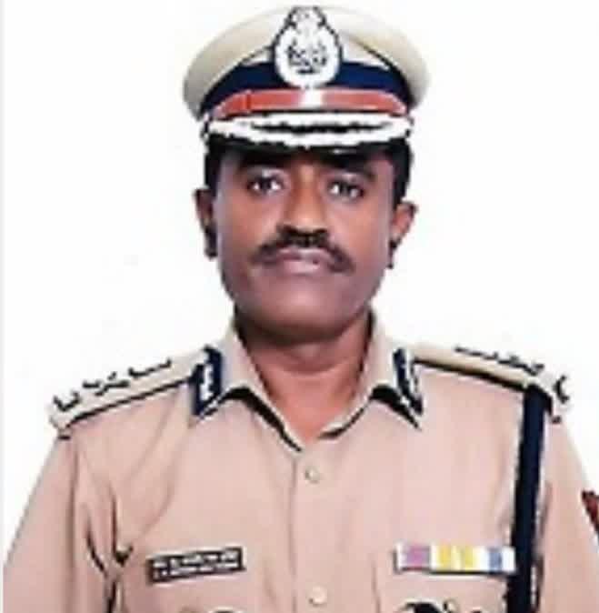 एलवी एंटनी देव कुमार DG, यूपी पुलिस प्रमोशन, IPS 1994 बैच, DG रैंक अधिकारी, ADG से DG, उत्तर प्रदेश पुलिस समाचार, वरिष्ठ आईपीएस प्रमोशन,LV Antony Dev Kumar DG promotion, UP Police news, IPS 1994 batch, DG rank officer, ADG to DG promotion, senior IPS UP, UP Police DG news,एलवी एंटनी देव कुमार आईपीएस, DG प्रमोशन, यूपी पुलिस वरिष्ठ अधिकारी, ADG से DG,LV Antony Dev Kumar IPS, DG promotion, UP Police senior officer, ADG to DG,#UPPolice, #LVAntonyDevKumar, #DGPromotion, #IPSOfficer, #SeniorIPS, #1994BatchIPS, #UPNews, #PolicePromotion, एलवी एंटनी देव कुमार, यूपी पुलिस, डीजी प्रमोशन, वरिष्ठ आईपीएस, ADG से DG, IPS 1994 बैच, लखनऊ, उत्तर प्रदेश,