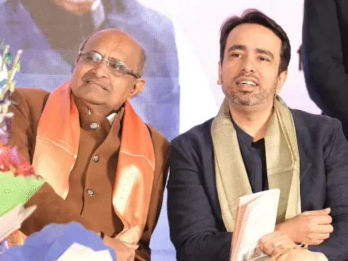 केसी त्यागी रालोद जॉइनिंग, K C Tyagi RLD joining 2026, जयंत चौधरी रालोद, Jayant Chaudhary RLD news, वेस्ट यूपी राजनीति, West UP politics news, मेरठ गाजियाबाद चुनाव खबर, Meerut Ghaziabad political news, 2027 यूपी चुनाव, UP Assembly Election 2027 news, जदयू नेता केसी त्यागी, JDU leader KC Tyagi, रालोद विस्तार रणनीति, RLD expansion strategy,केसी त्यागी न्यूज, KC Tyagi latest news, रालोद जॉइनिंग अपडेट, RLD joining update, मेरठ राजनीति खबर, Meerut politics news, गाजियाबाद विधानसभा सीट, Ghaziabad assembly seat news, अमरीश त्यागी प्रोफाइल, Amrish Tyagi राजनीति, यूपी पॉलिटिकल अपडेट, UP political breaking news,#KCTyagi #RLD #JayantChaudhary #WestUPPolitics #UPPolitics #MeerutNews #GhaziabadNews #Election2027 #PoliticalNews #HindiNews