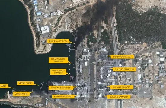 Konarak Naval Base Attack, कोनार्क नेवल बेस हमला, US Israel Iran strike 2026, America Israel attack on Iran, Iran naval base damage news, Middle East military tension update, ओमान की खाड़ी सैन्य खबर, Iran Israel missile conflict news,Konarak Naval Base satellite image, कोनार्क नेवल बेस सैटेलाइट फोटो, Iran naval ships sunk image, ओमान की खाड़ी सैन्य बेस फोटो, US Israel airstrike image,कोनार्क सिस्तान-बलूचिस्तान ईरान रक्षा समाचार, Konarak Sistan and Baluchestan Iran defense news, ओमान की खाड़ी क्षेत्र सैन्य अपडेट, Gulf of Oman regional military update, ईरान नौसैनिक अड्डा हमला अंतरराष्ट्रीय खबर, Iran naval base attack international news, US Israel joint operation Middle East 2026 defense news, पश्चिम एशिया युद्ध ताजा समाचार 2026,